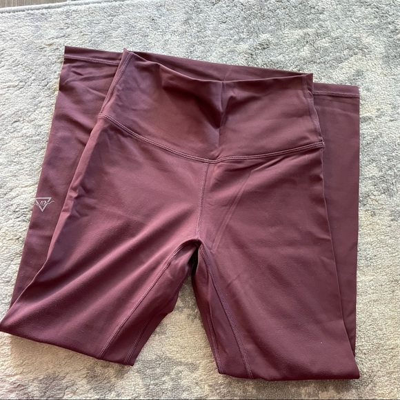 Women’s workout leggings - Picture 2 of 3